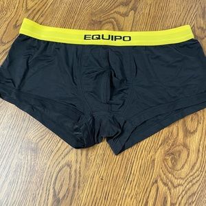 Mens worn poly spandex trunks size M
